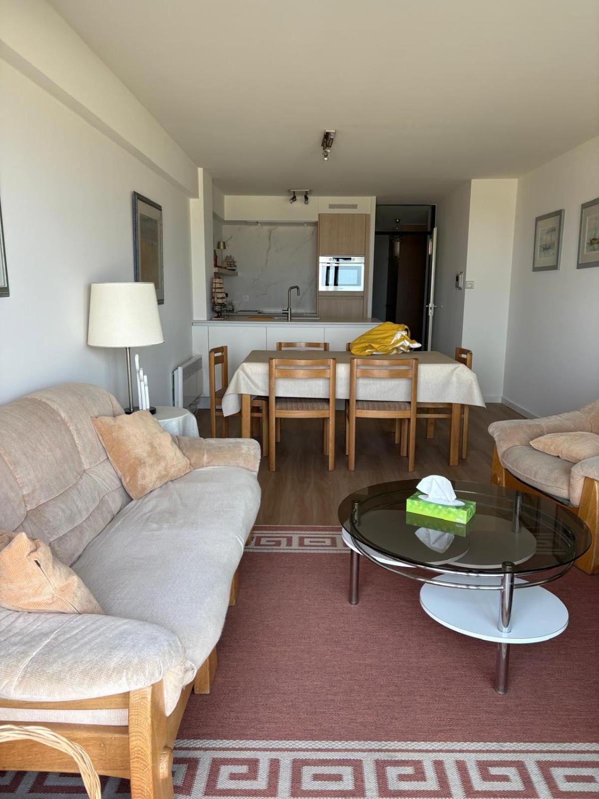 Seagull, Ruim En Volledig Vernieuwd Appartement Met Zeezicht In Westende Middelkerke Zewnętrze zdjęcie